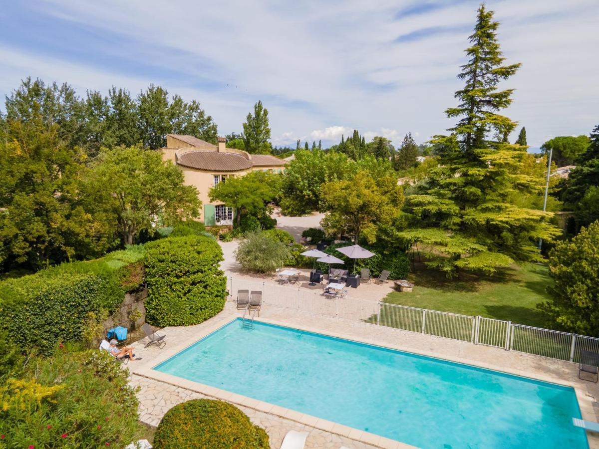 Logis Hotel Castel Mouisson Barbentane Exterior photo