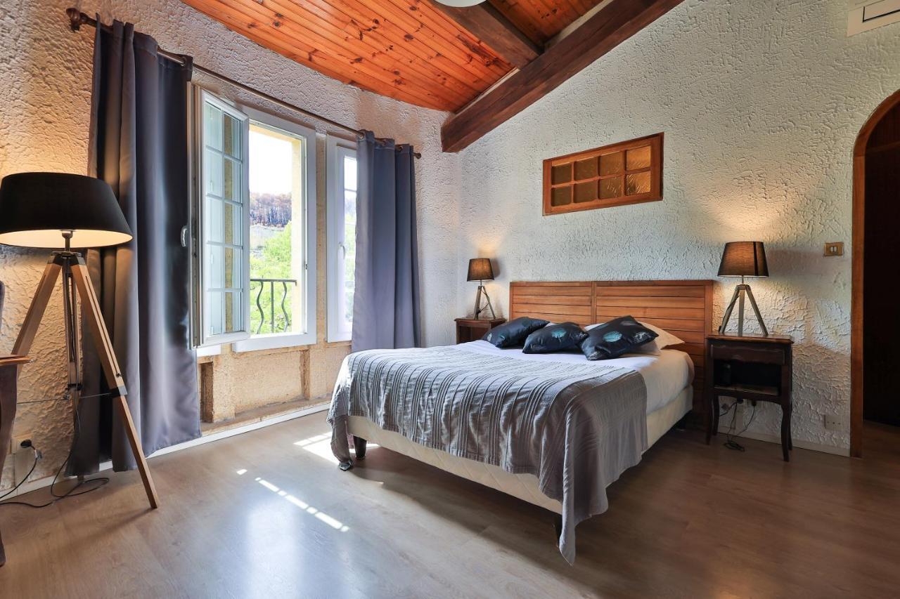 Logis Hotel Castel Mouisson Barbentane Exterior photo