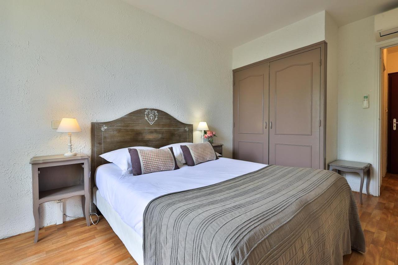 Logis Hotel Castel Mouisson Barbentane Exterior photo