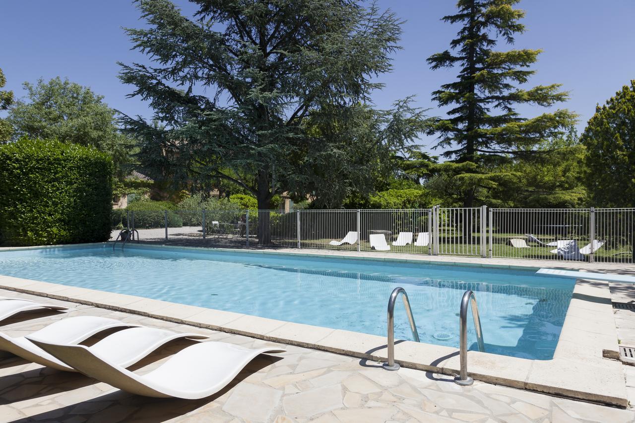 Logis Hotel Castel Mouisson Barbentane Exterior photo